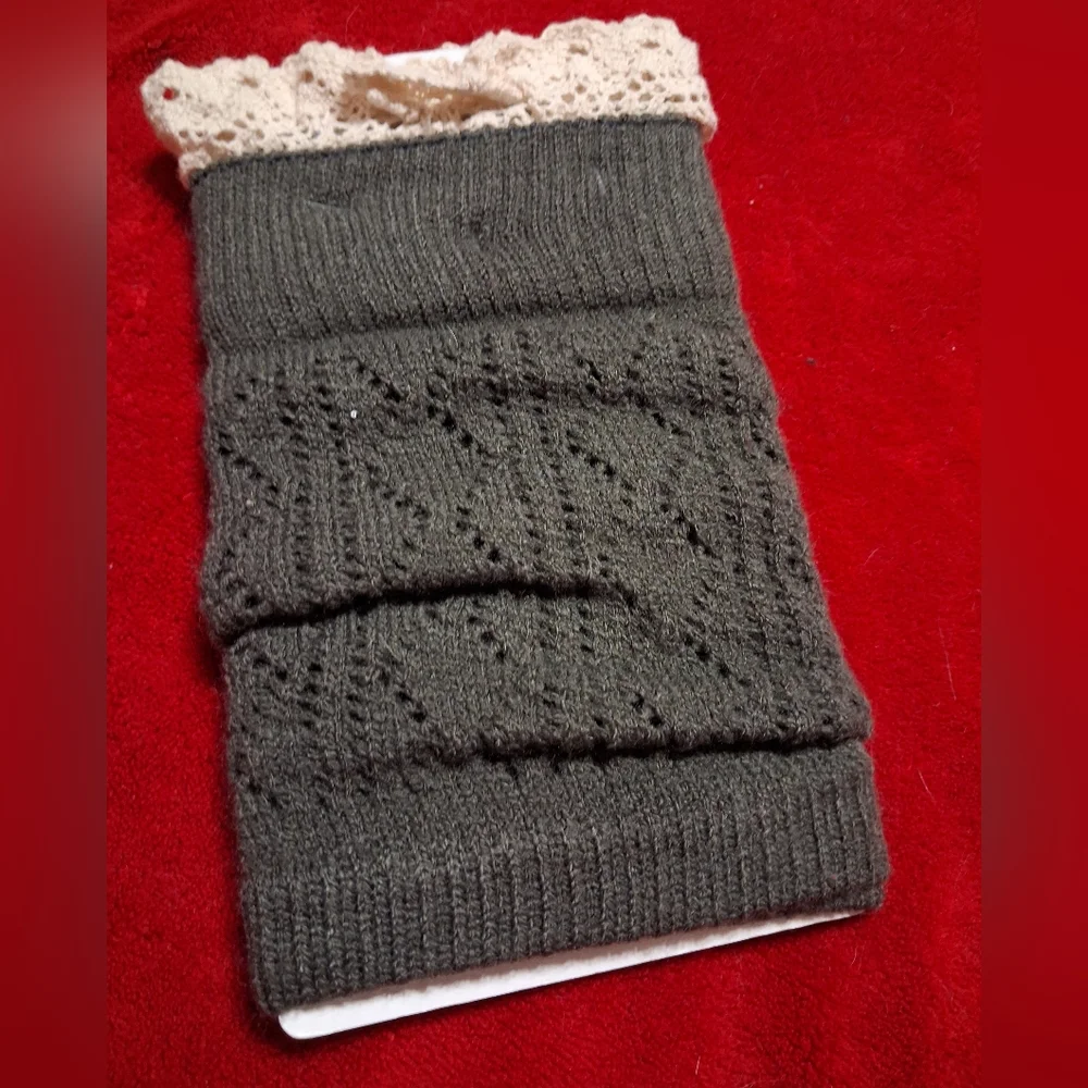 Vanity Boot Cuffs Gray W/ Cream Lace NWT